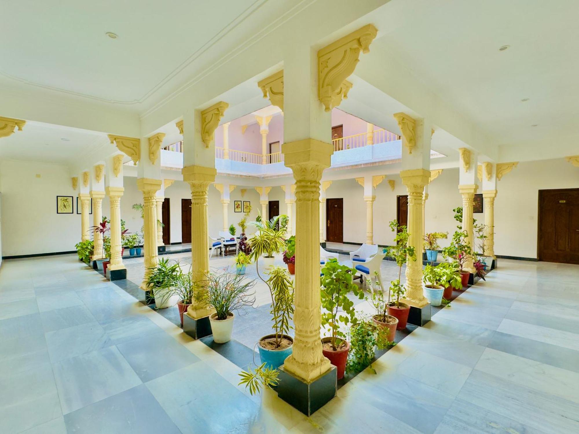 Jag Aravali Udaipur- Experience Nature Away From Hustle Hotel 4*