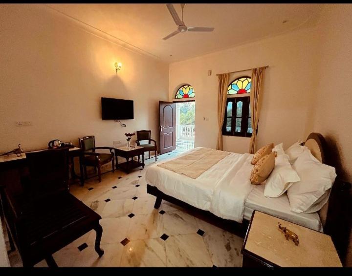 Shivrati Vilas, Himmat Bagh Farm stay