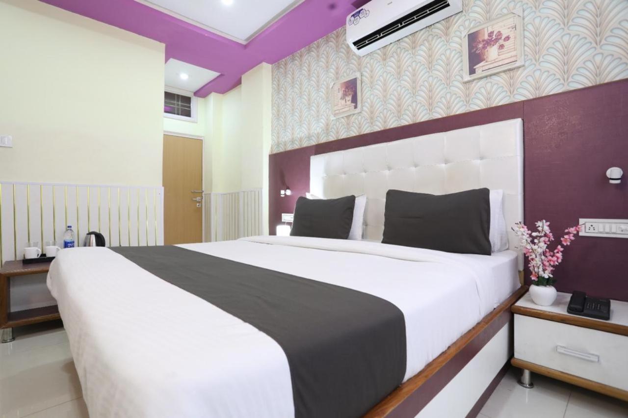 Hotel The Mansi Palace
