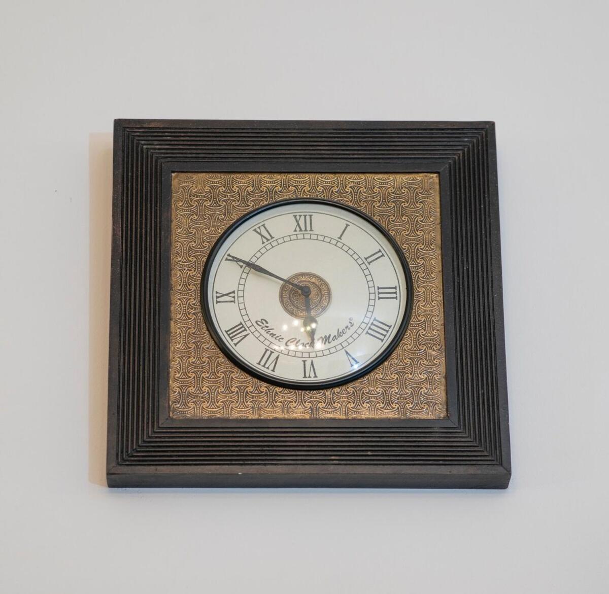 Santosh - The House Of Antiques And Art Holiday home *