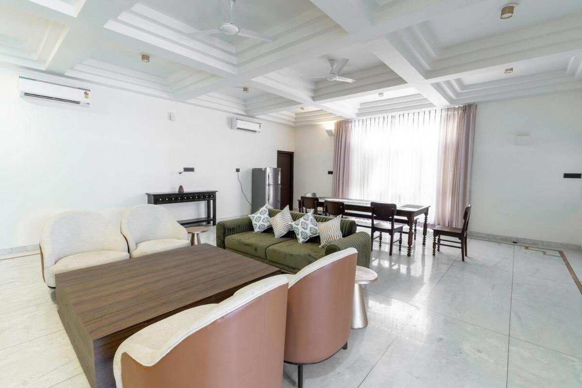 The Whitewood Bungalow- 3bhk Luxury Bunglow Villa *