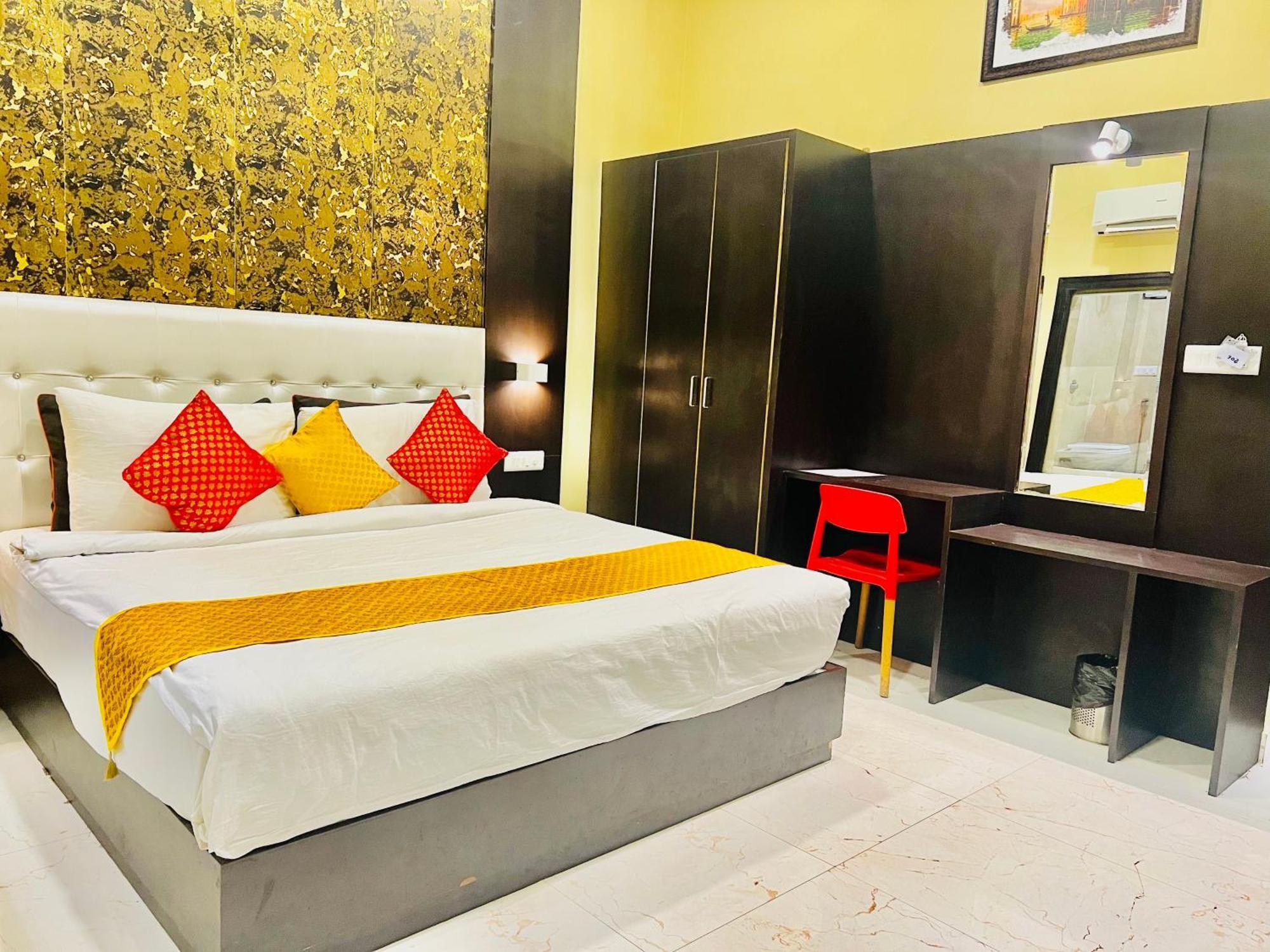 The Grand Bhagwat Centre Hotel