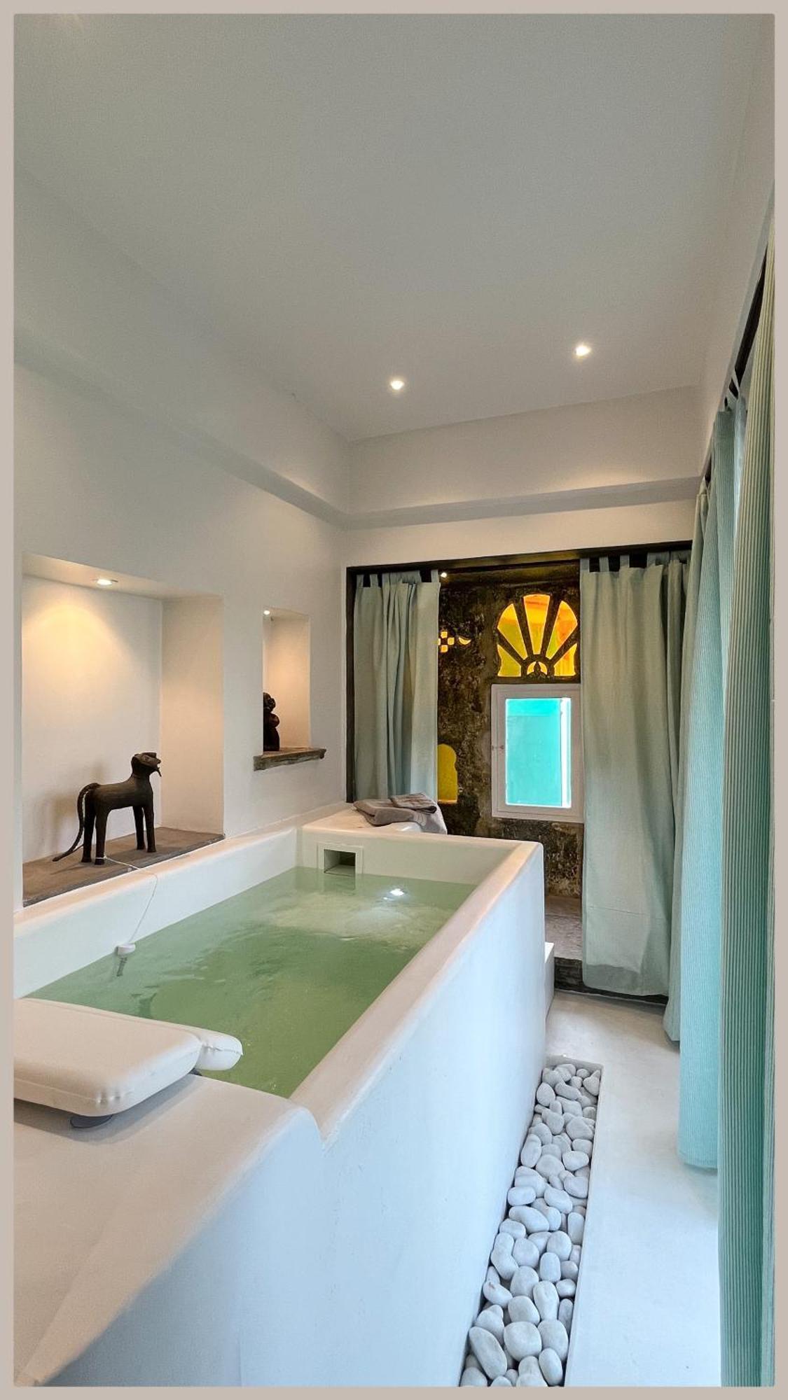 Villa Smiling Sparrows 1 And 2 Bedroom *