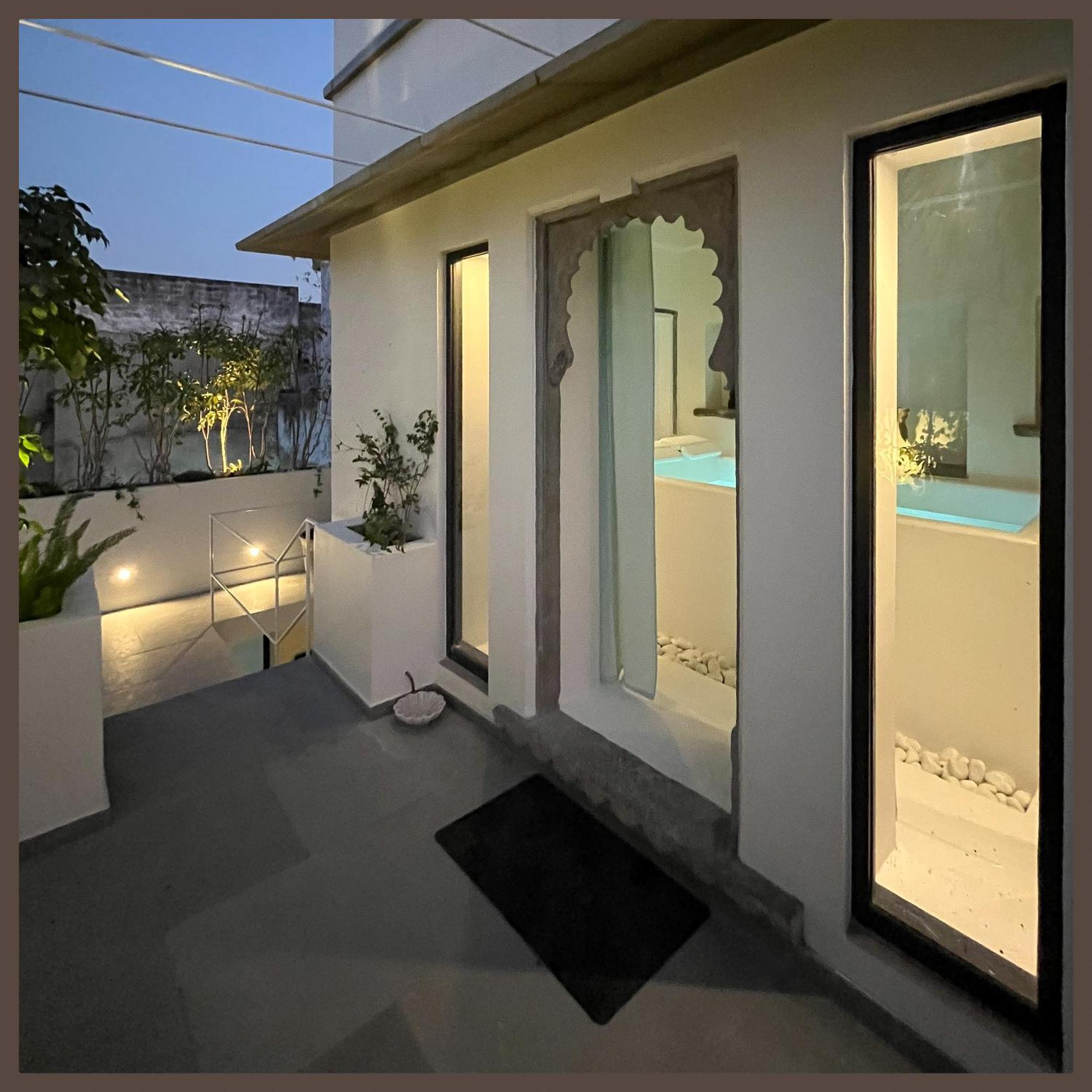 Smiling Sparrows 1 And 2 Bedroom Villa