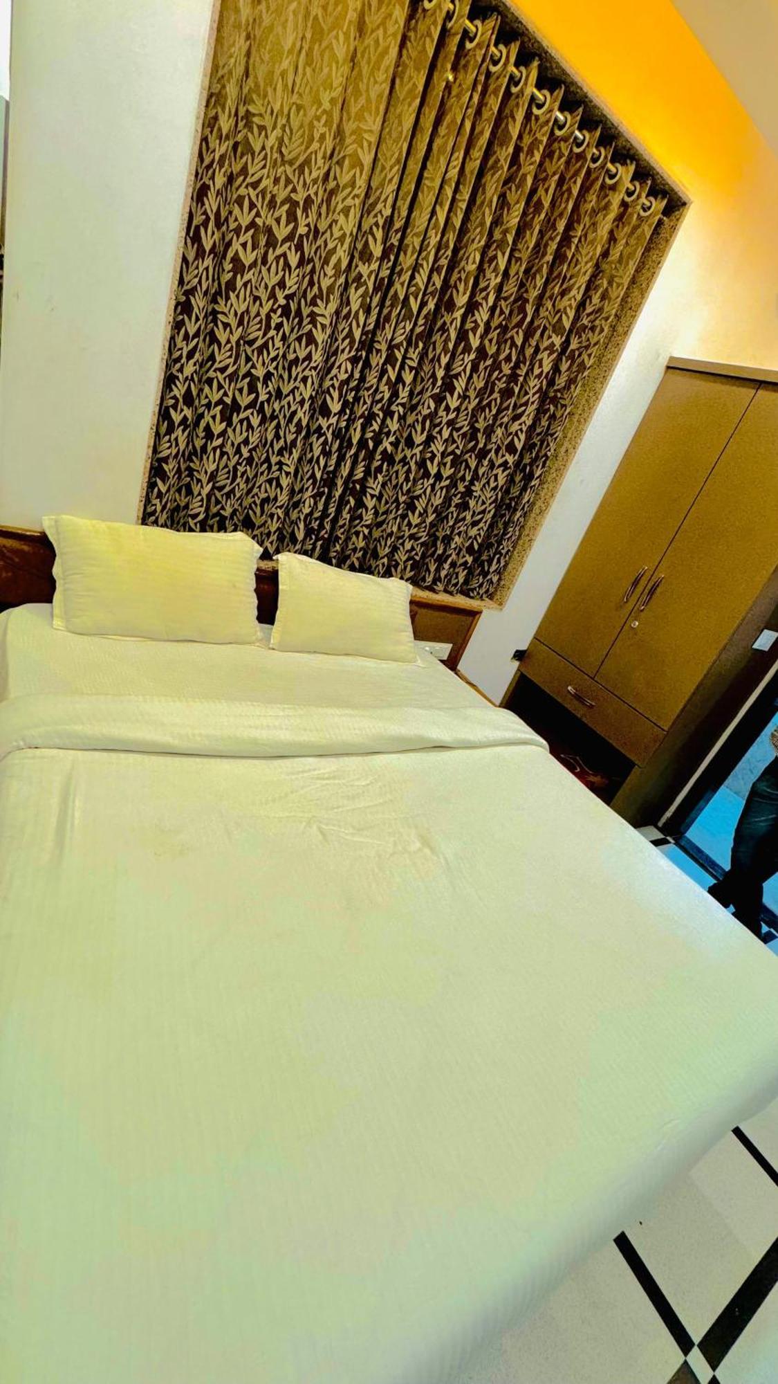 The Mansi Palace 3*