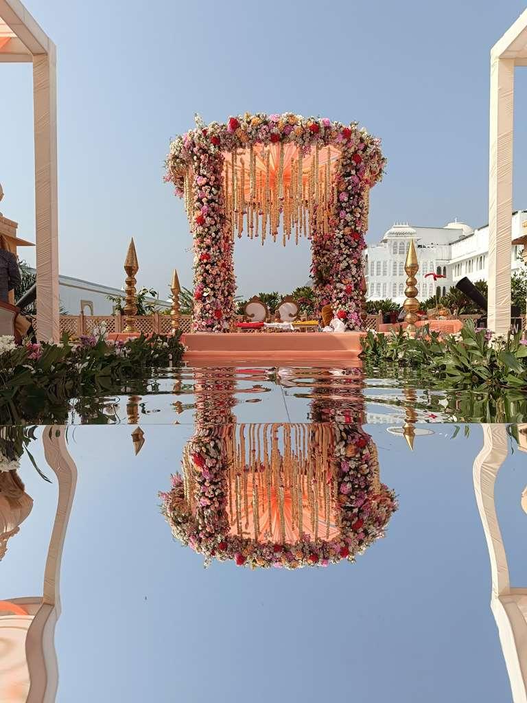 Radisson Blu Palace & 5* Udaipur
