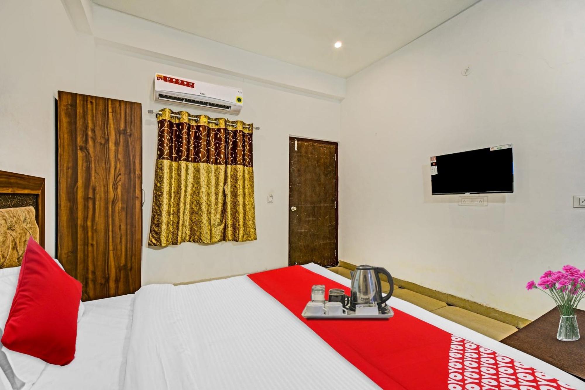 O Padharo Saa Udaipur