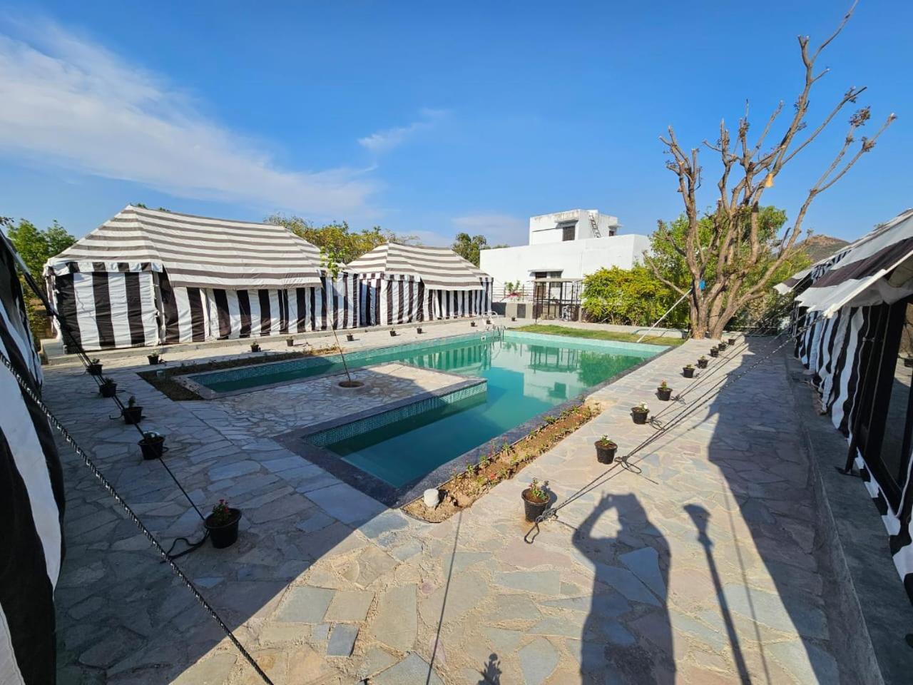 Hotel Badi Meadows Udaipur
