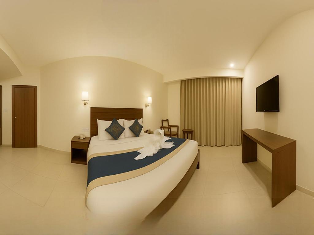 Aaradhya Hotel 4*