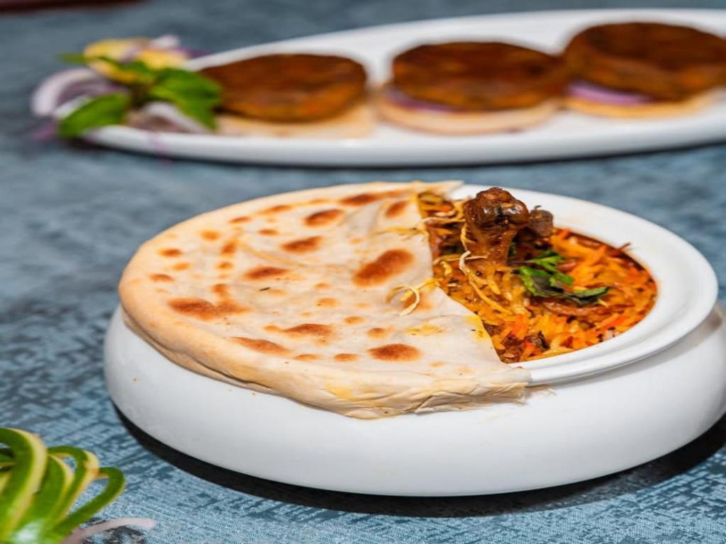 Aaradhya Hotel 4*