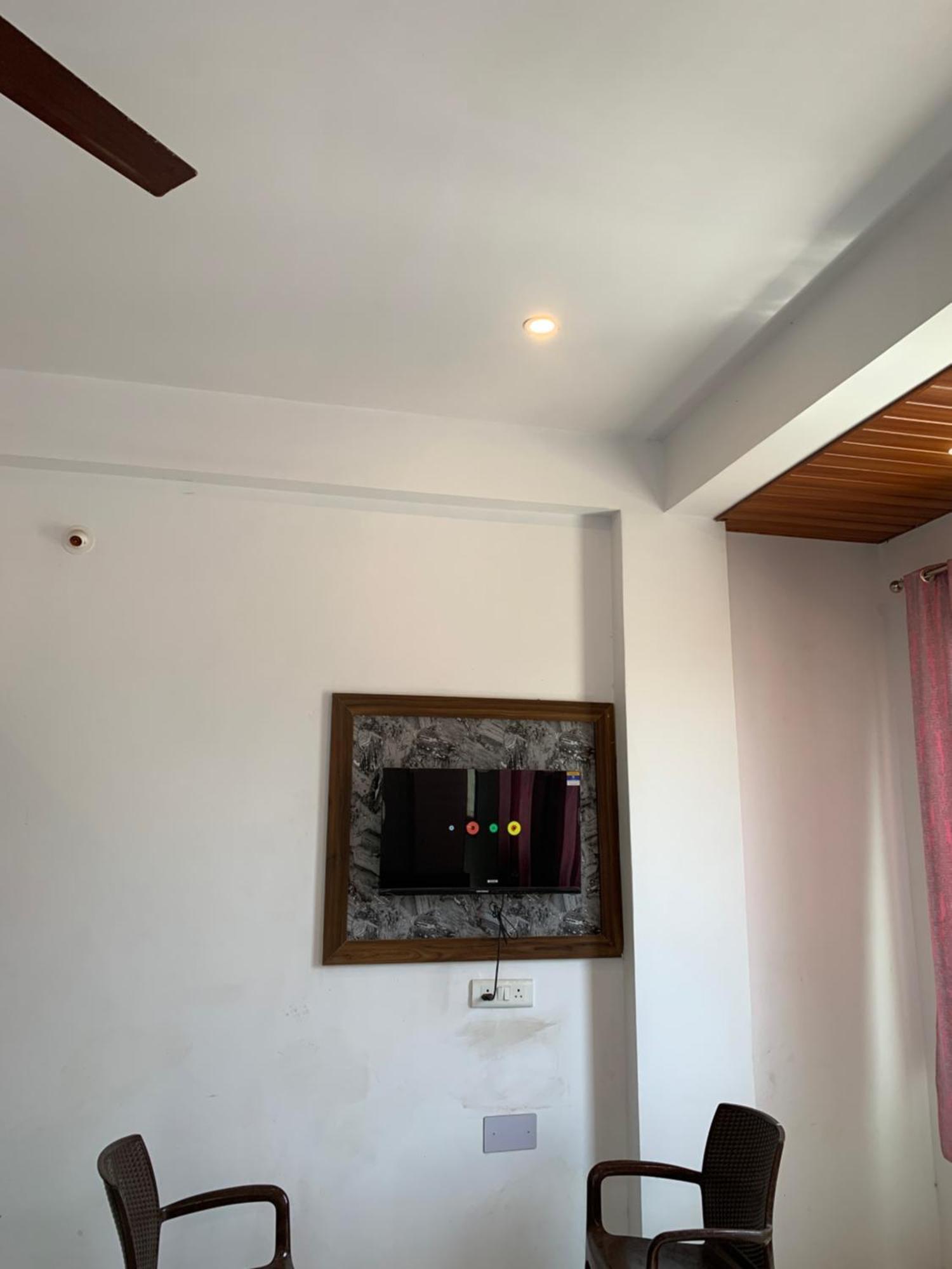 Jai Mewar Continental Hotel