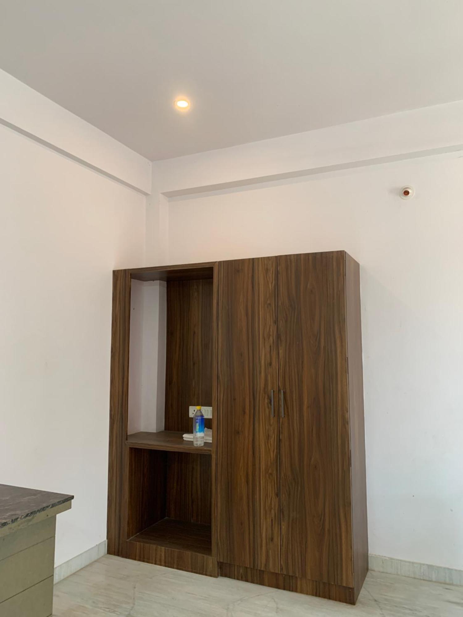 Jai Mewar Continental Hotel Udaipur