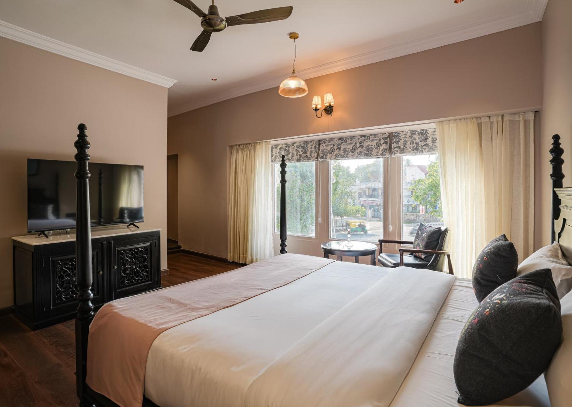 Chandralok A Boutique Hotel
