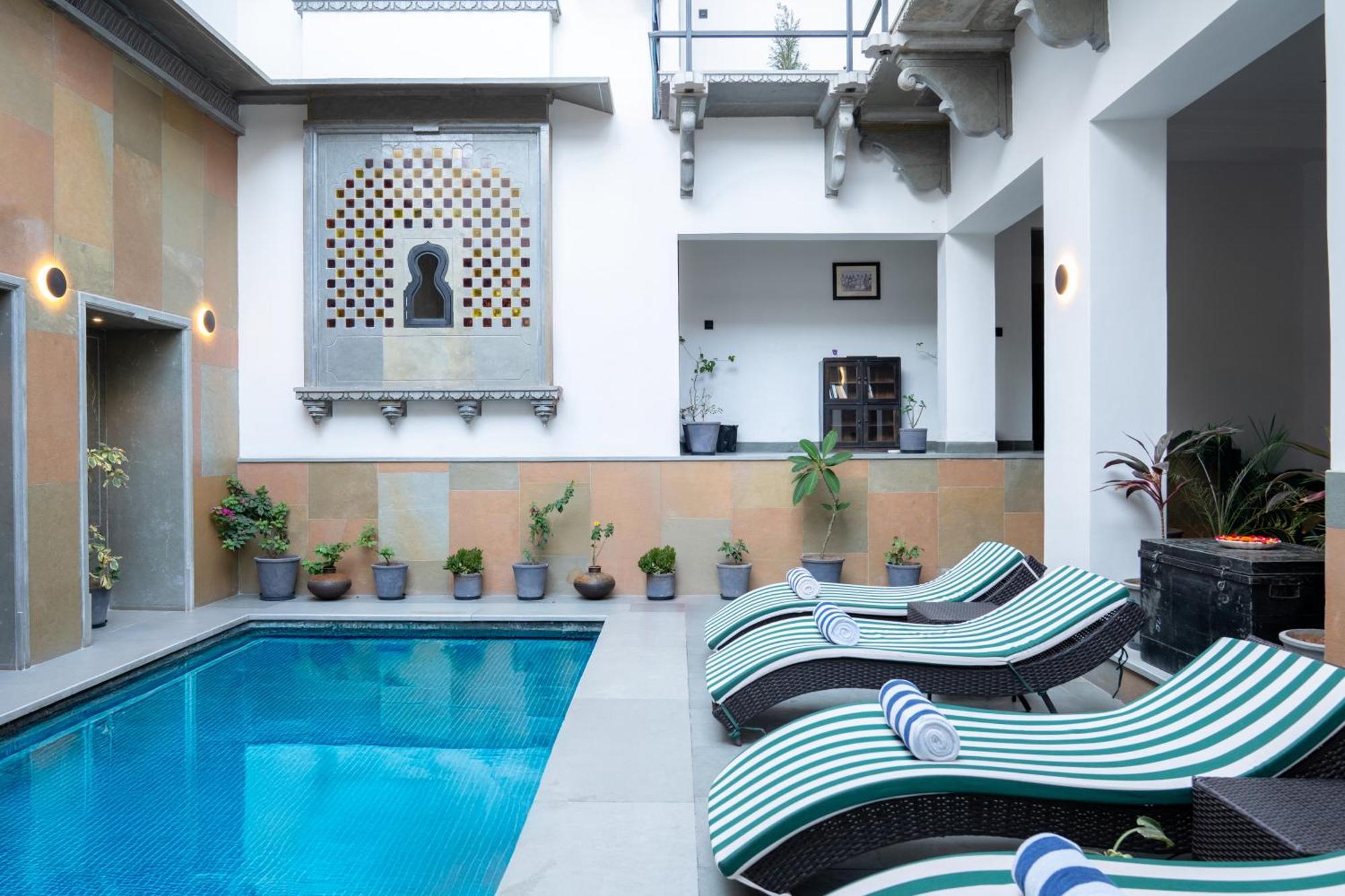 Madri Retreat - Heritage Boutique With Pool Hotel