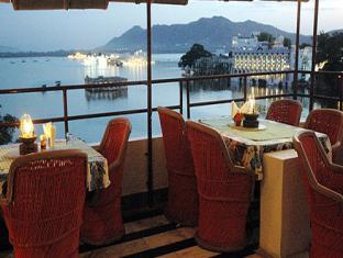 Guest house Jheel & Restaurant Udaipur