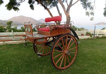 Hotel Devendragarh - A Boutique Facing On Fateh Sagar Udaipur