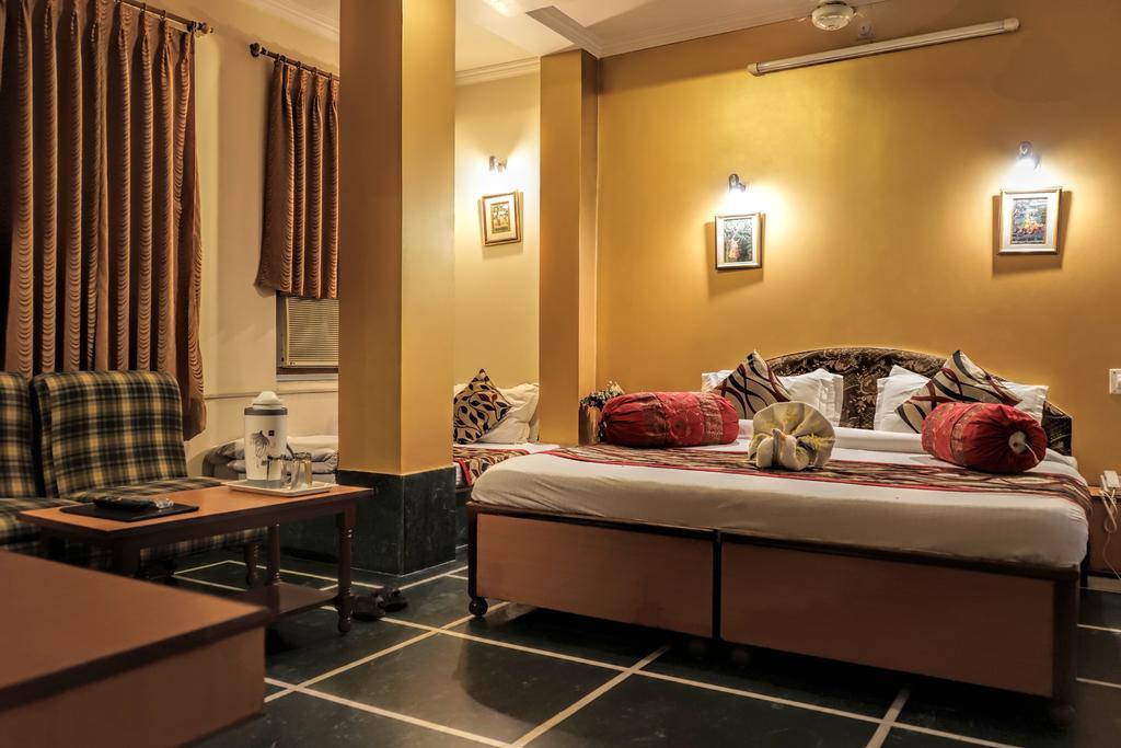 Hotel Laxmi Palace 2*