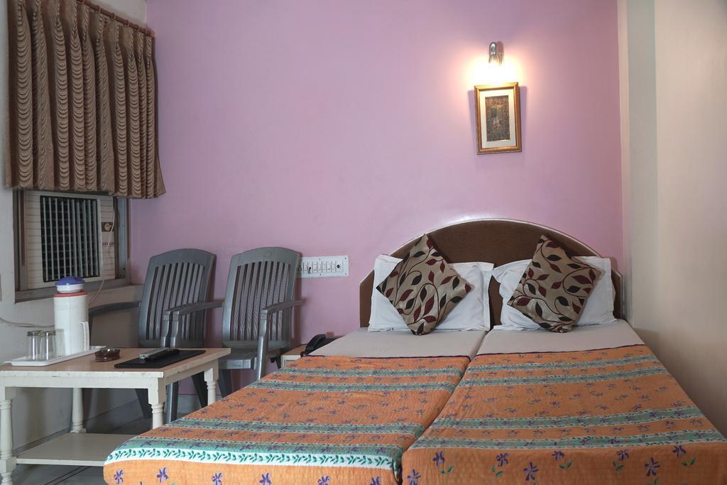 Hotel Laxmi Palace