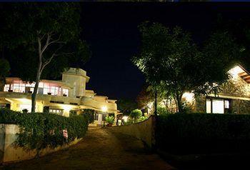 Hotel Shikarbadi - By The Heritage By Hrh Group Of 3*