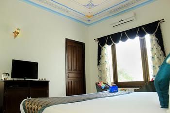 Oyo Premium Shikarbadi
