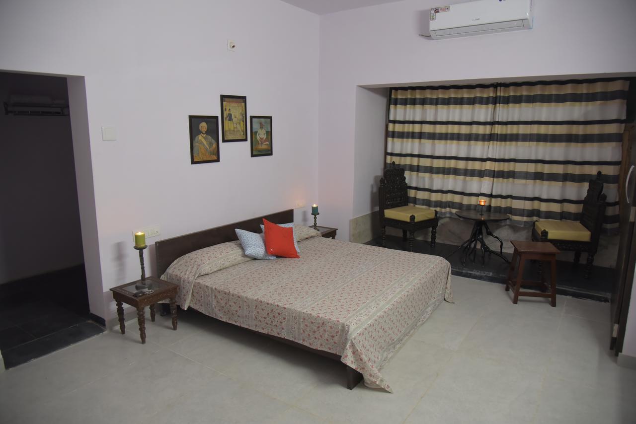 Mahavir Niwas * Udaipur