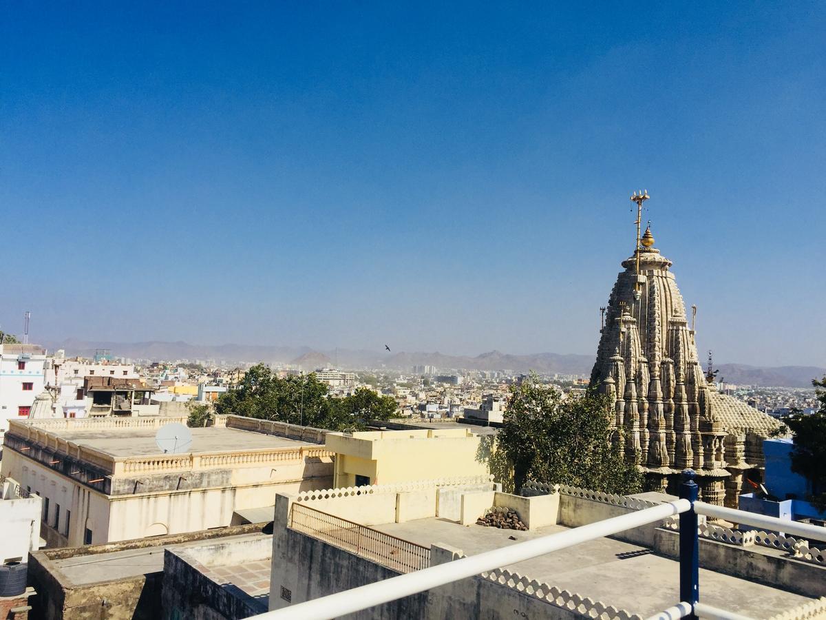Maa Ji House On Pichola *