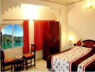 Hotel Thamla Haveli - Heritage View 3*
