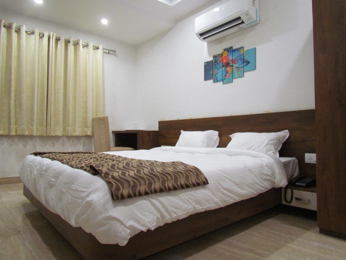 Divine 2* Udaipur
