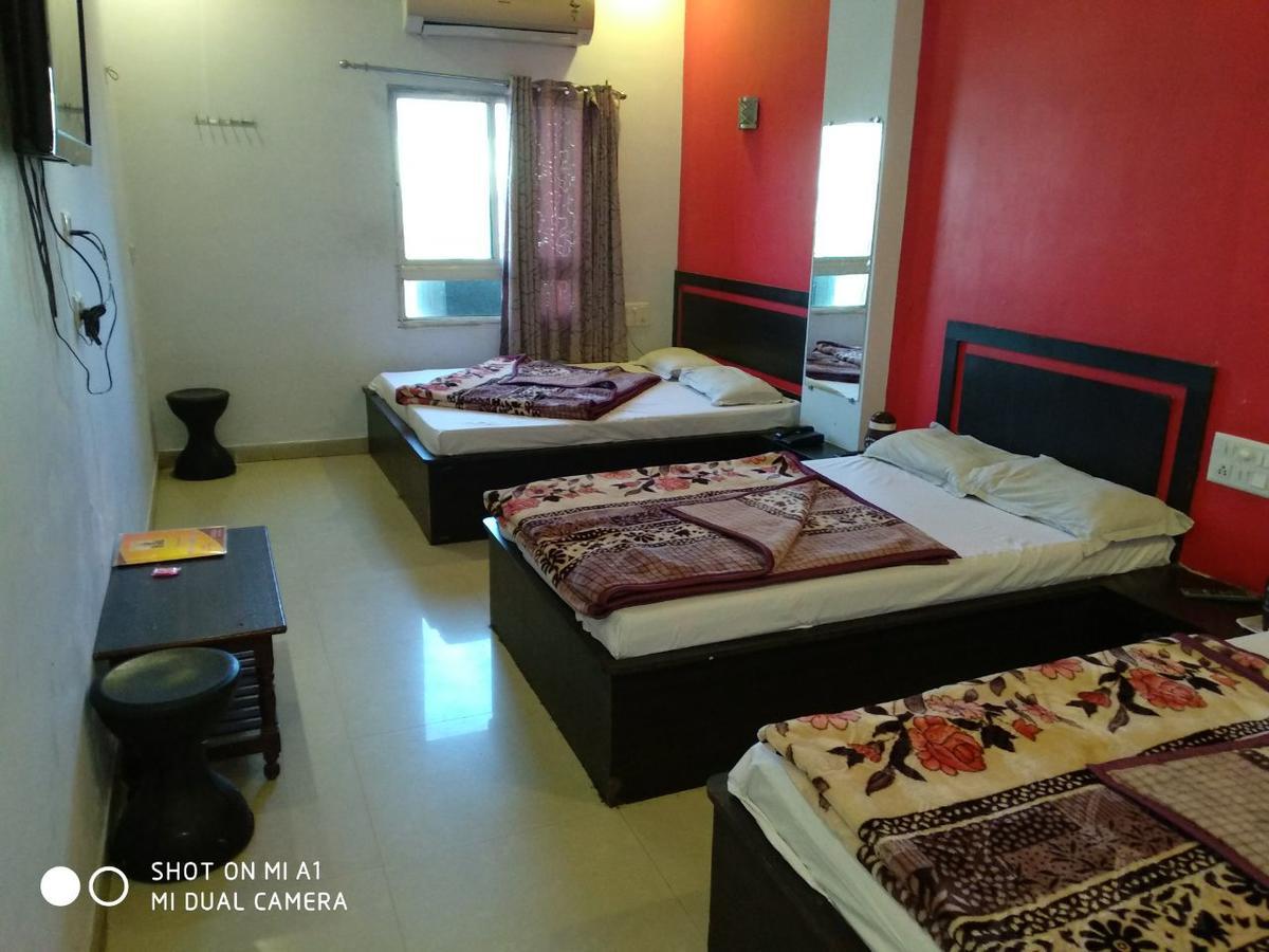Surbhi Palace Hotel