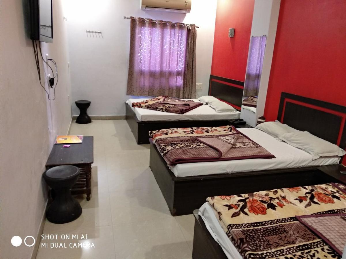 Surbhi Palace Hotel