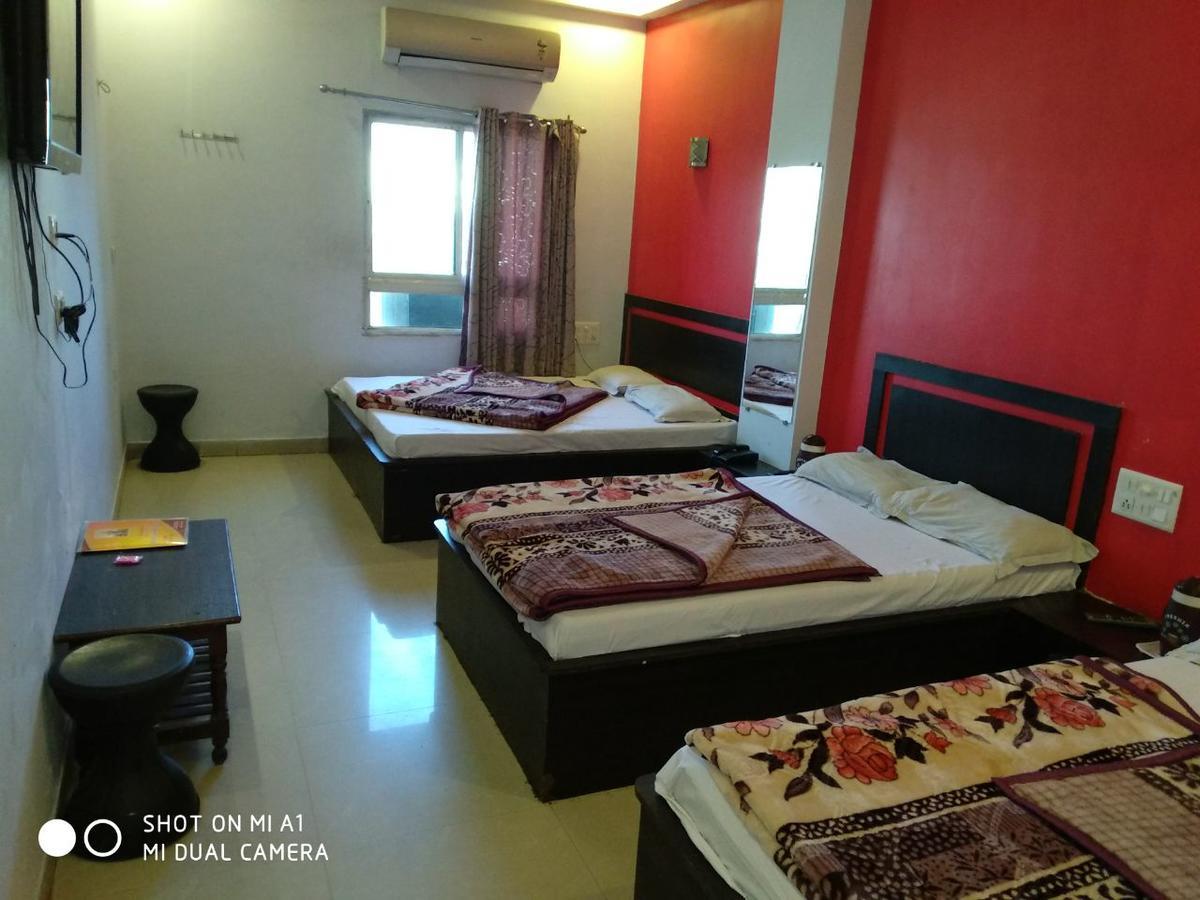 Surbhi Palace Hotel