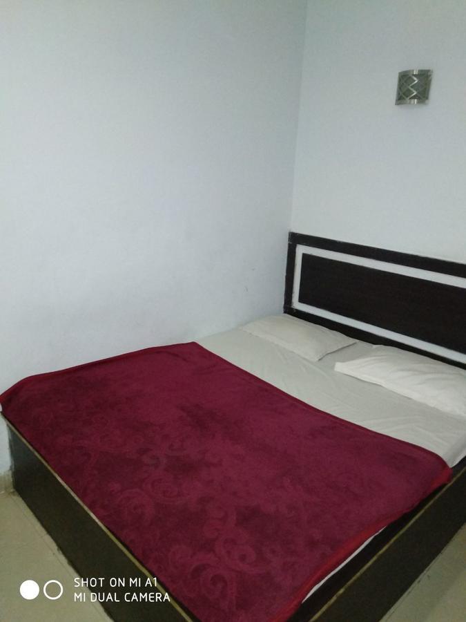 Surbhi Palace Hotel 2*
