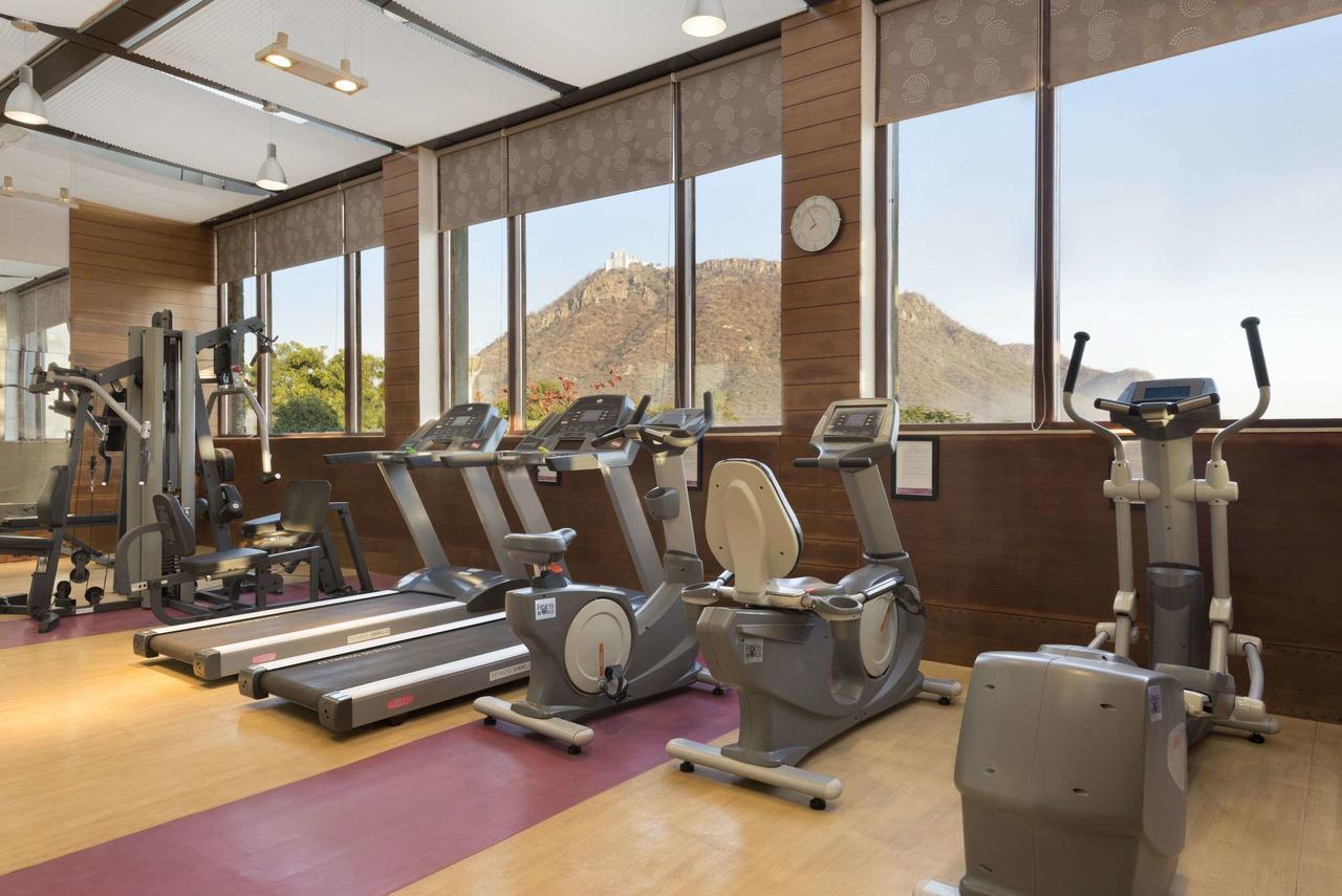 Resort Ramada By Wyndham And Udaipur