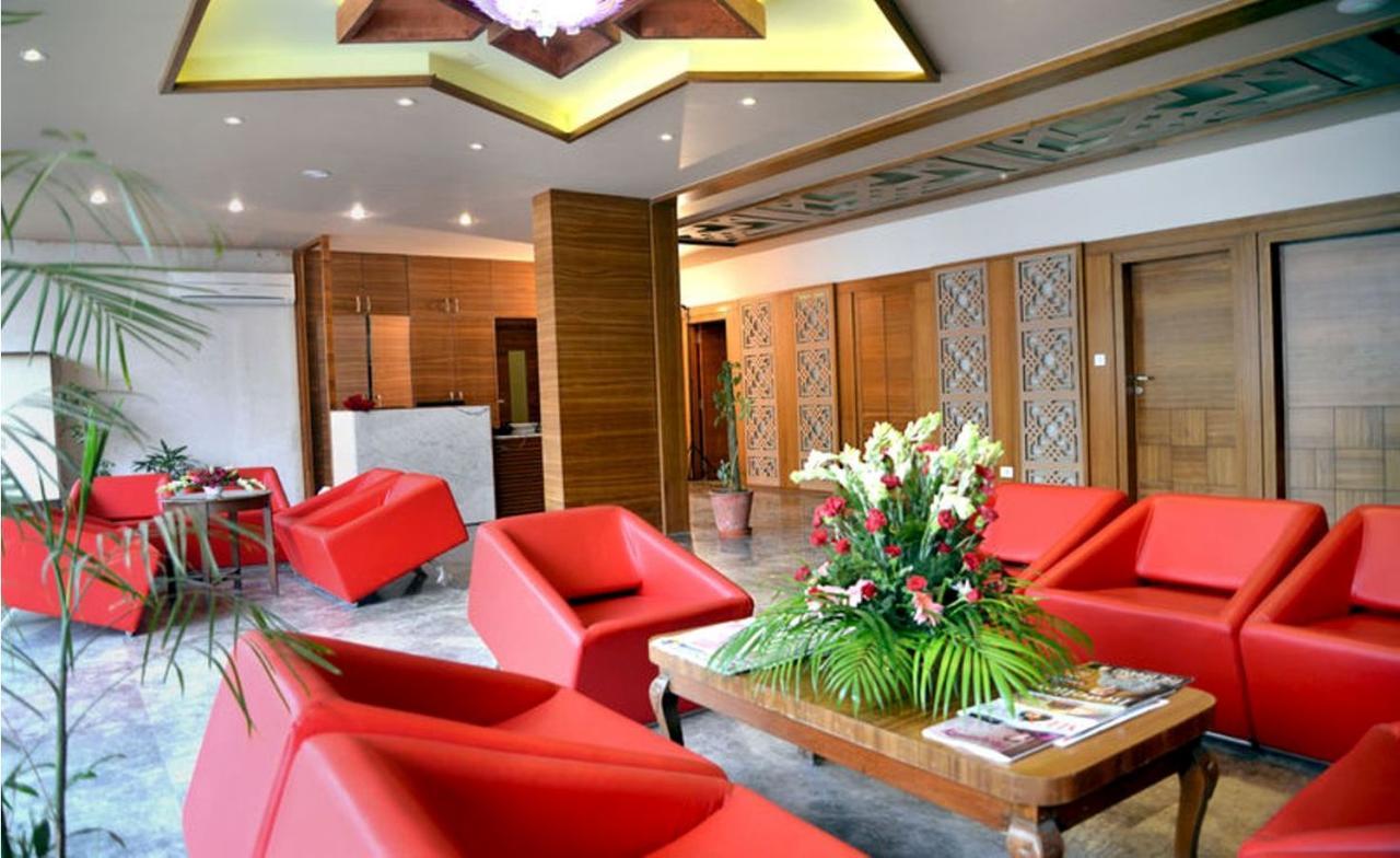Shalimar Palace 2*