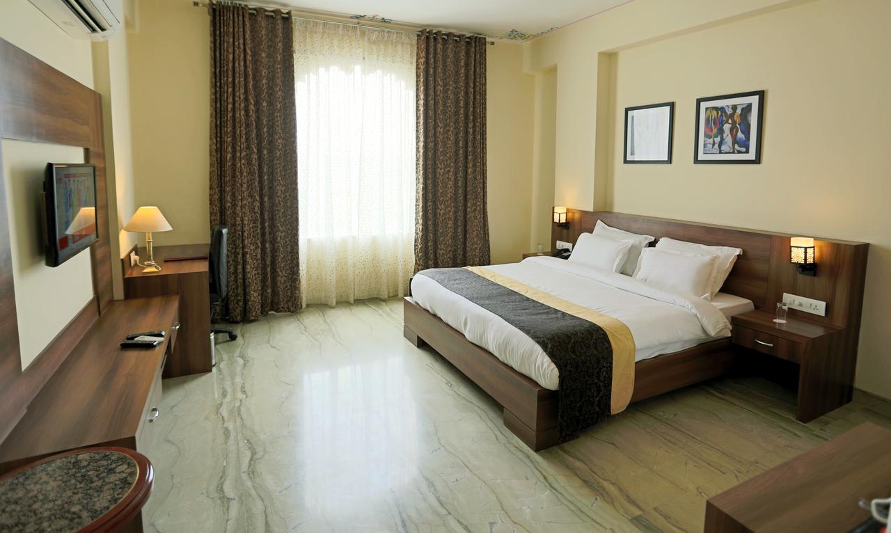 Regenta Mewargarh, Near Biological Park 4*