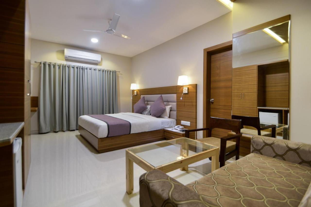 Oyo 16114 Fragrance Hotel Udaipur