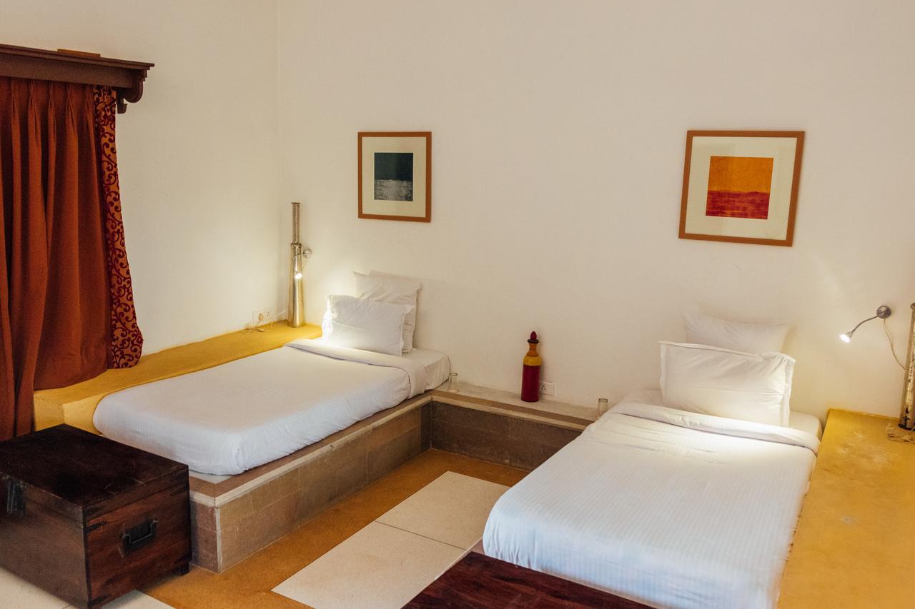 Hotel Devra 3*