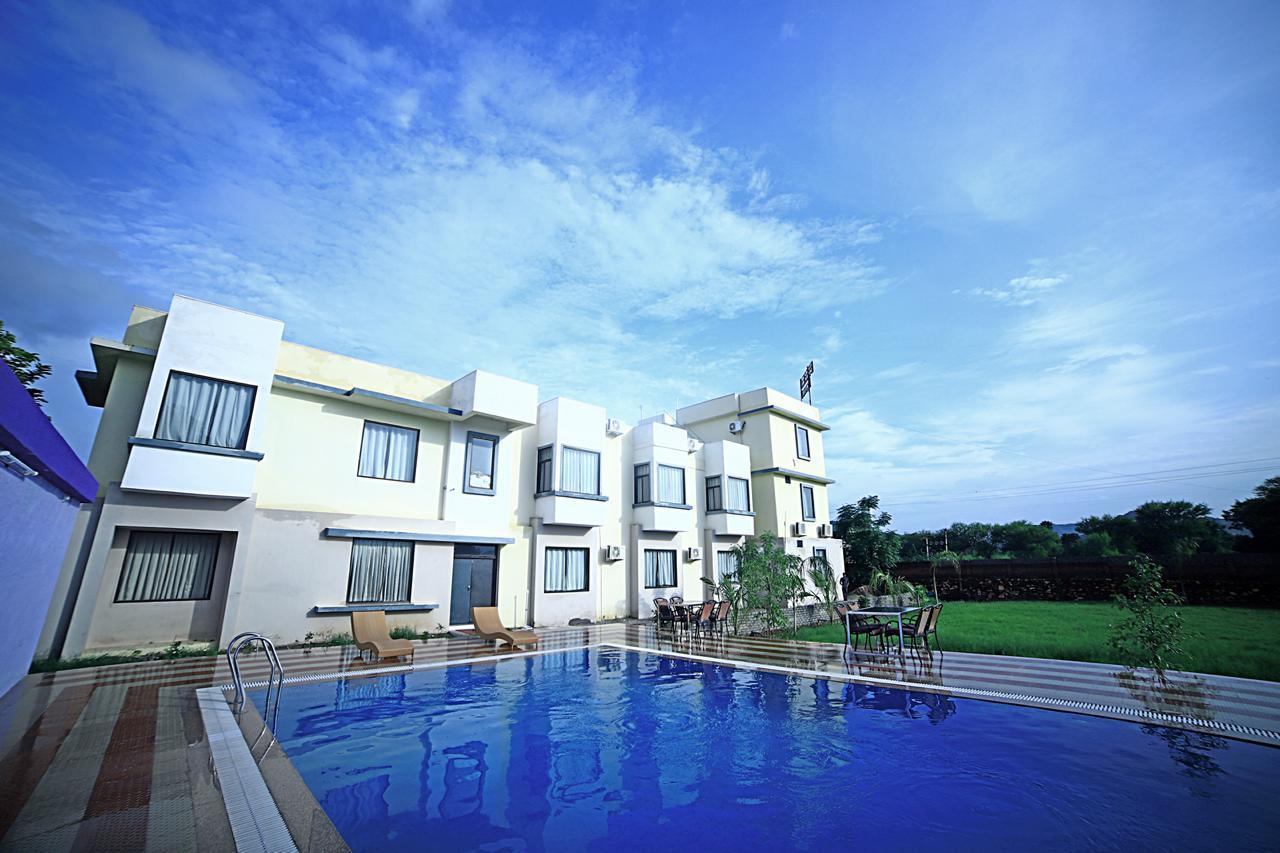 Resort Dreams