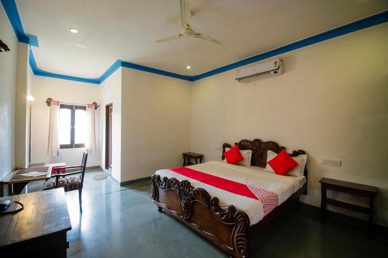 Oyo 24395 Hills Retreat Hotel