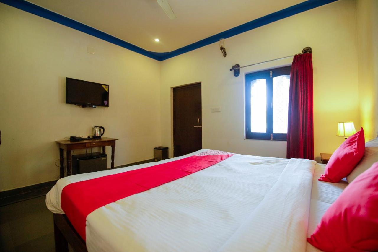 Oyo 24395 Hills Retreat Udaipur