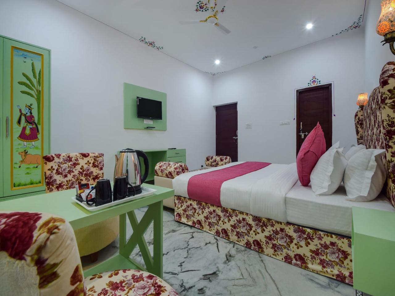 Oyo 19642 Shiv Hotel