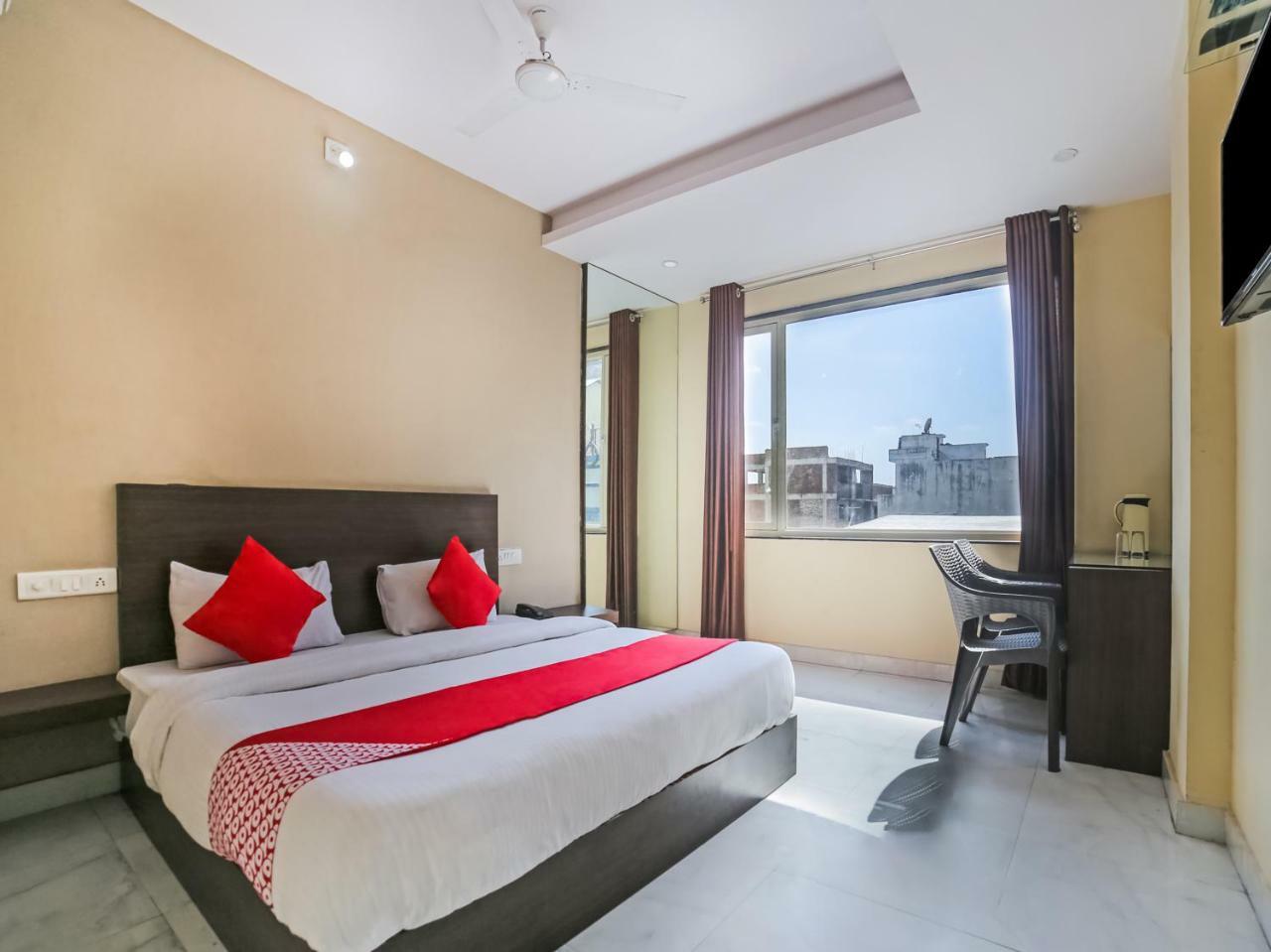 Oyo 19032 Ambay Palace Udaipur