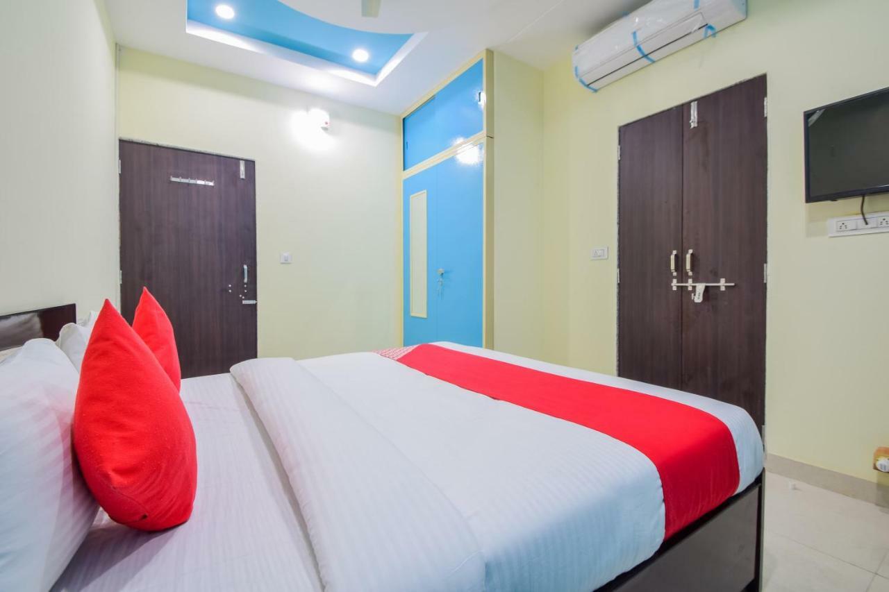 Oyo 35734 F Cube Hotel Udaipur