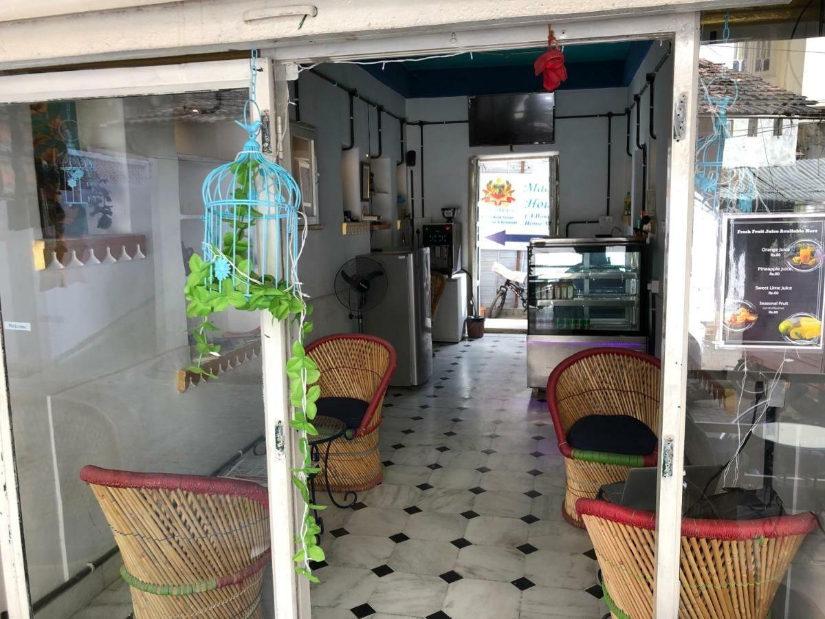 Maa Ji House On Pichola Hostel