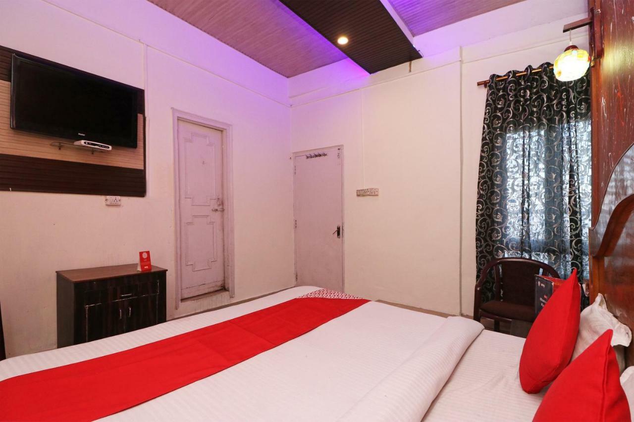 Oyo 46646 Surya Hotel 3*