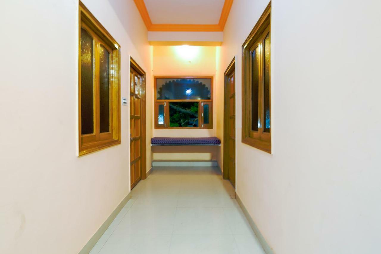 Oyo 46646 Surya Udaipur