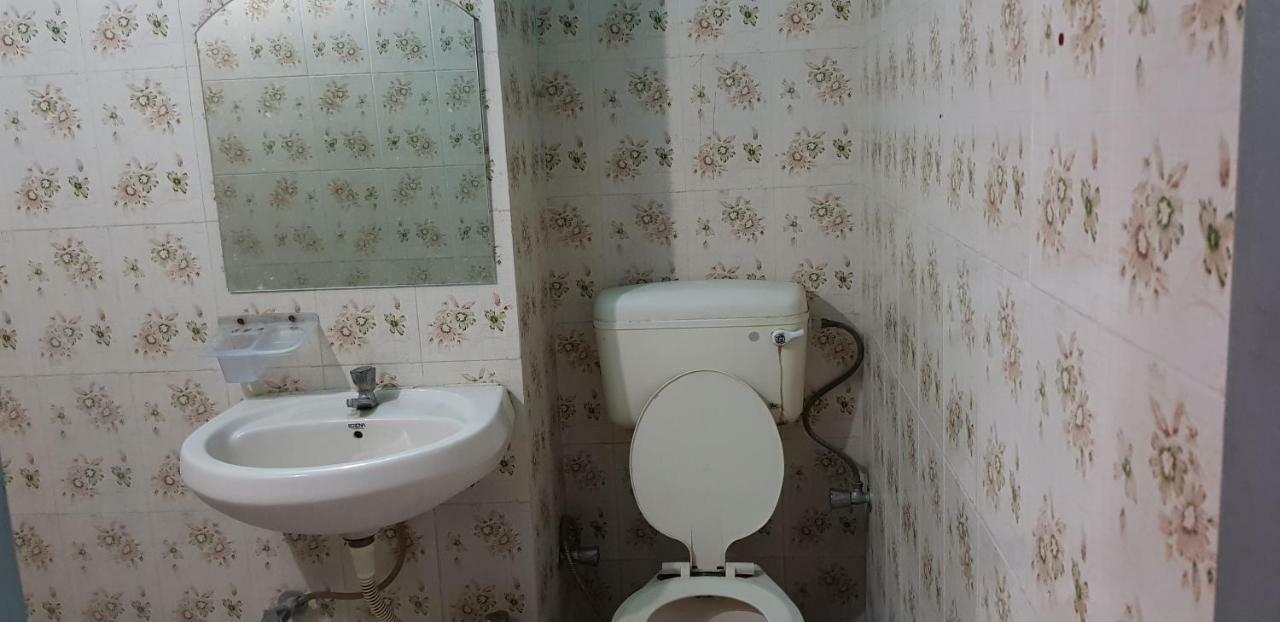 Jagat Guest house 2*