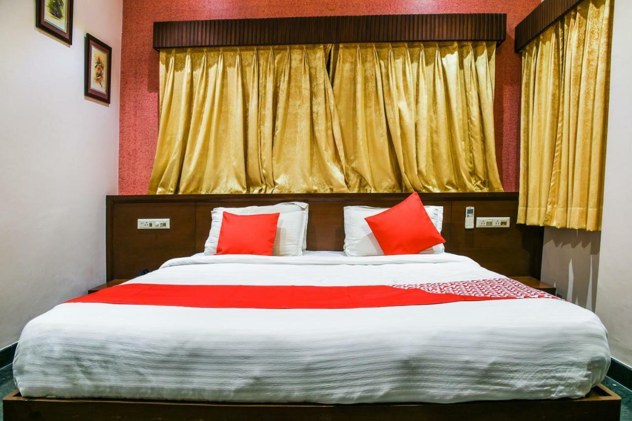 Hotel Oyo 1681 Devansh 3*