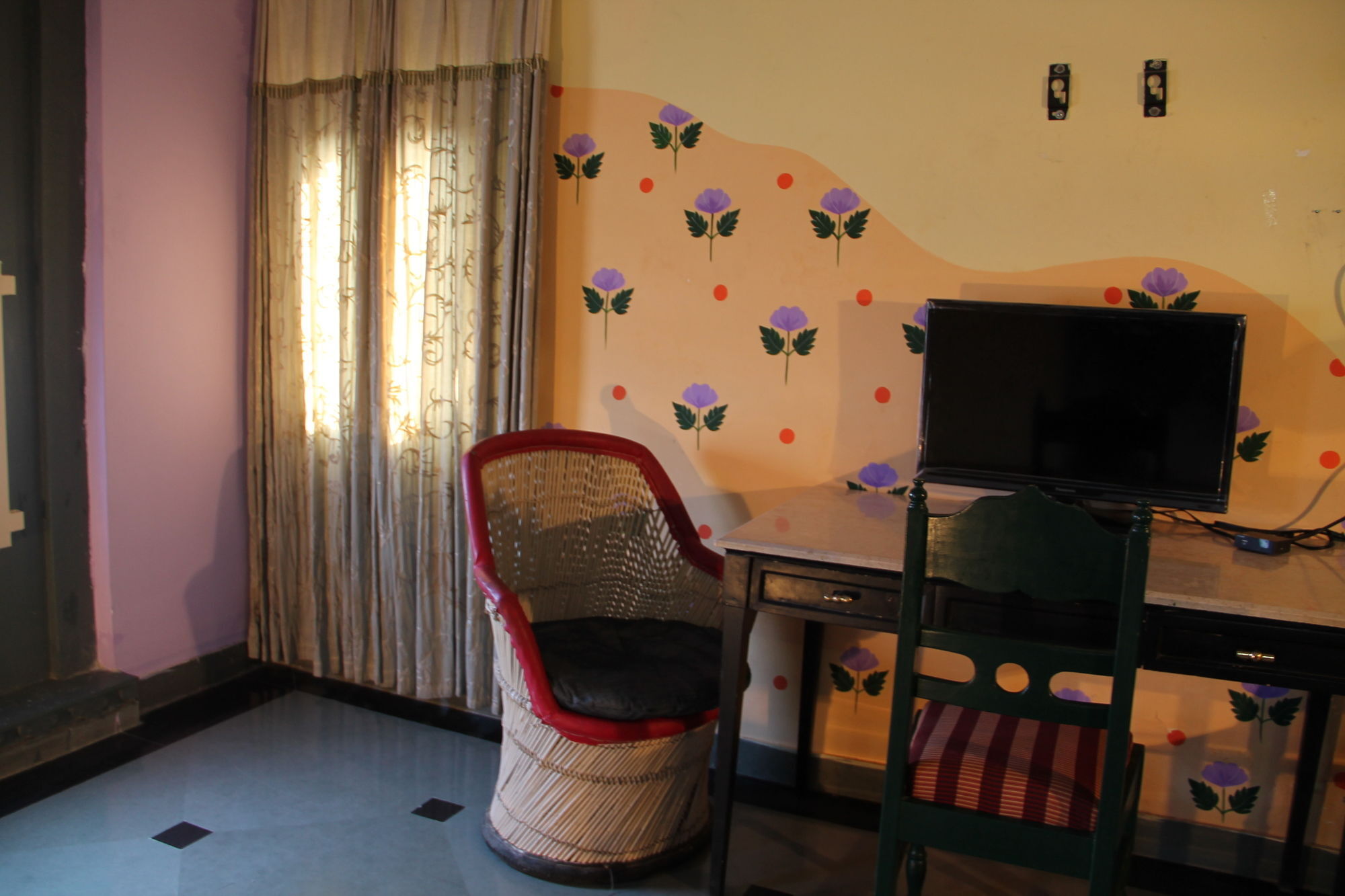 Hotel Udai Niwas On Pichola 3*