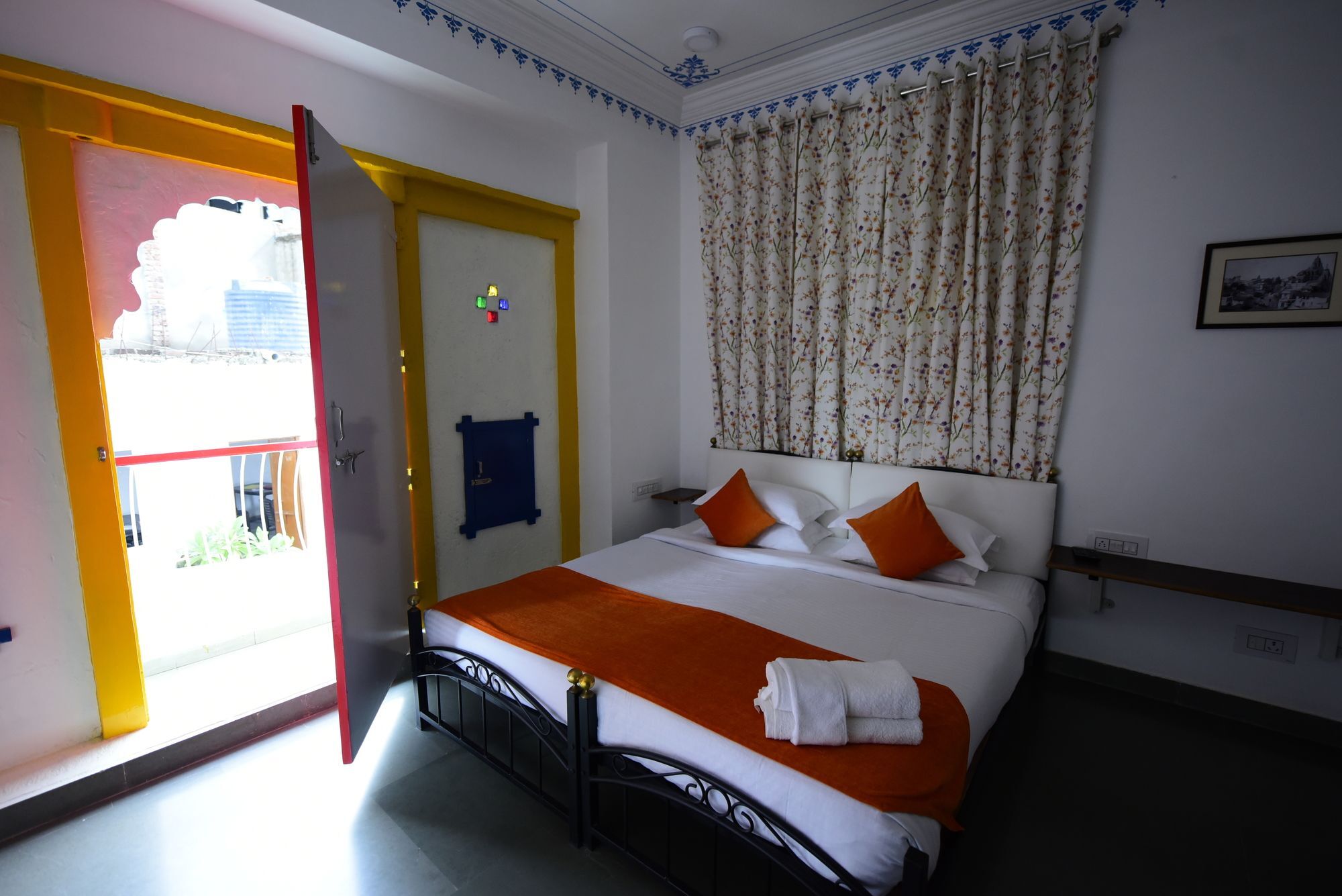 Udai Niwas On Pichola 3* Udaipur
